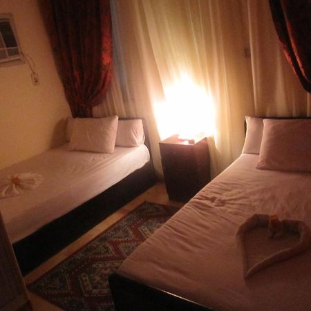 City Plaza Hostel Cairo Exterior foto