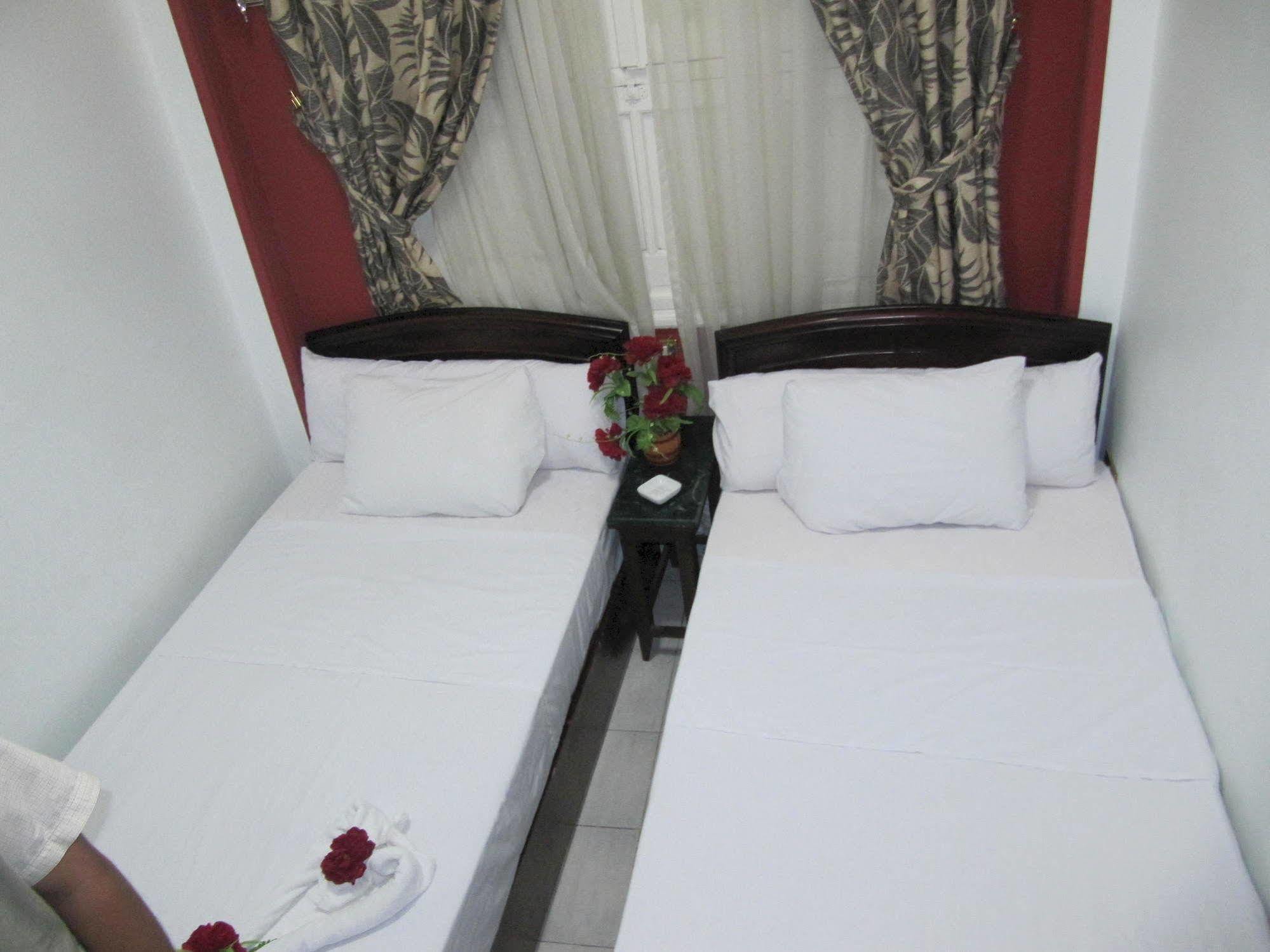 City Plaza Hostel Cairo Exterior foto